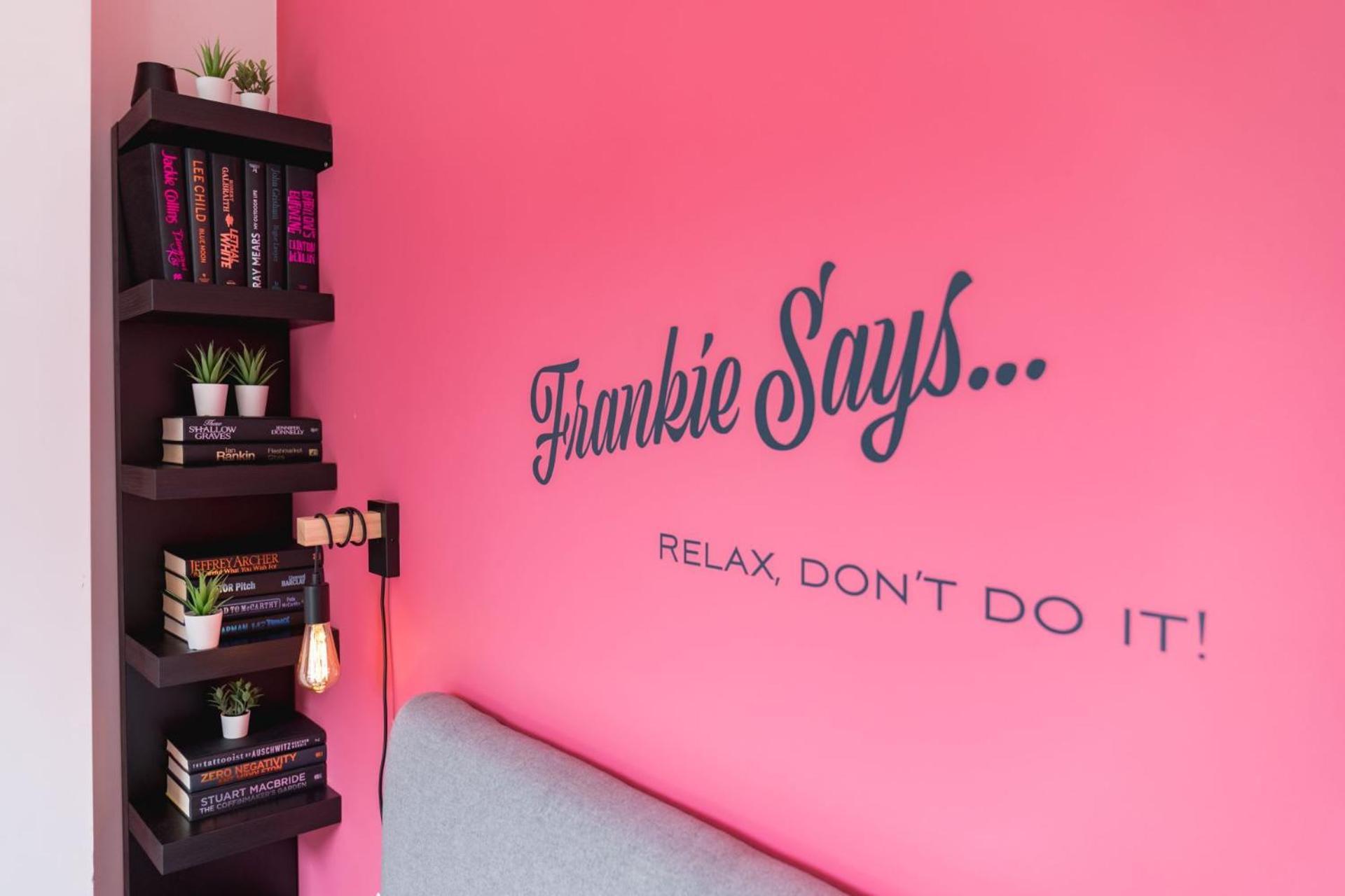 The Lipstick Palace - Fitzrovia - By Frankie Says Лондон Екстериор снимка